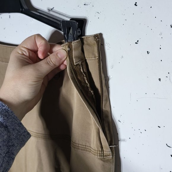 Talbots Womens Stretch Tan Tiered Midi Skirt Size 6 Petite Neutral Career Mature - Picture 4 of 9